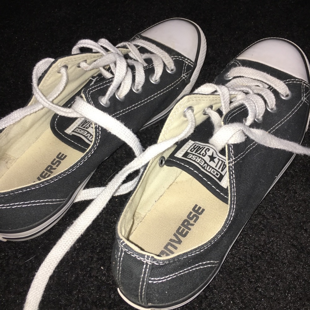 Black converse